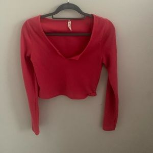 Red long sleeve crop top V-neck